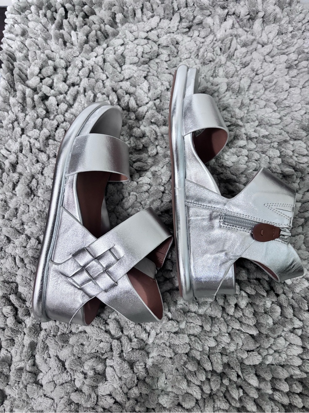 Gentle Souls by Kenneth Cole Metallic Sandals